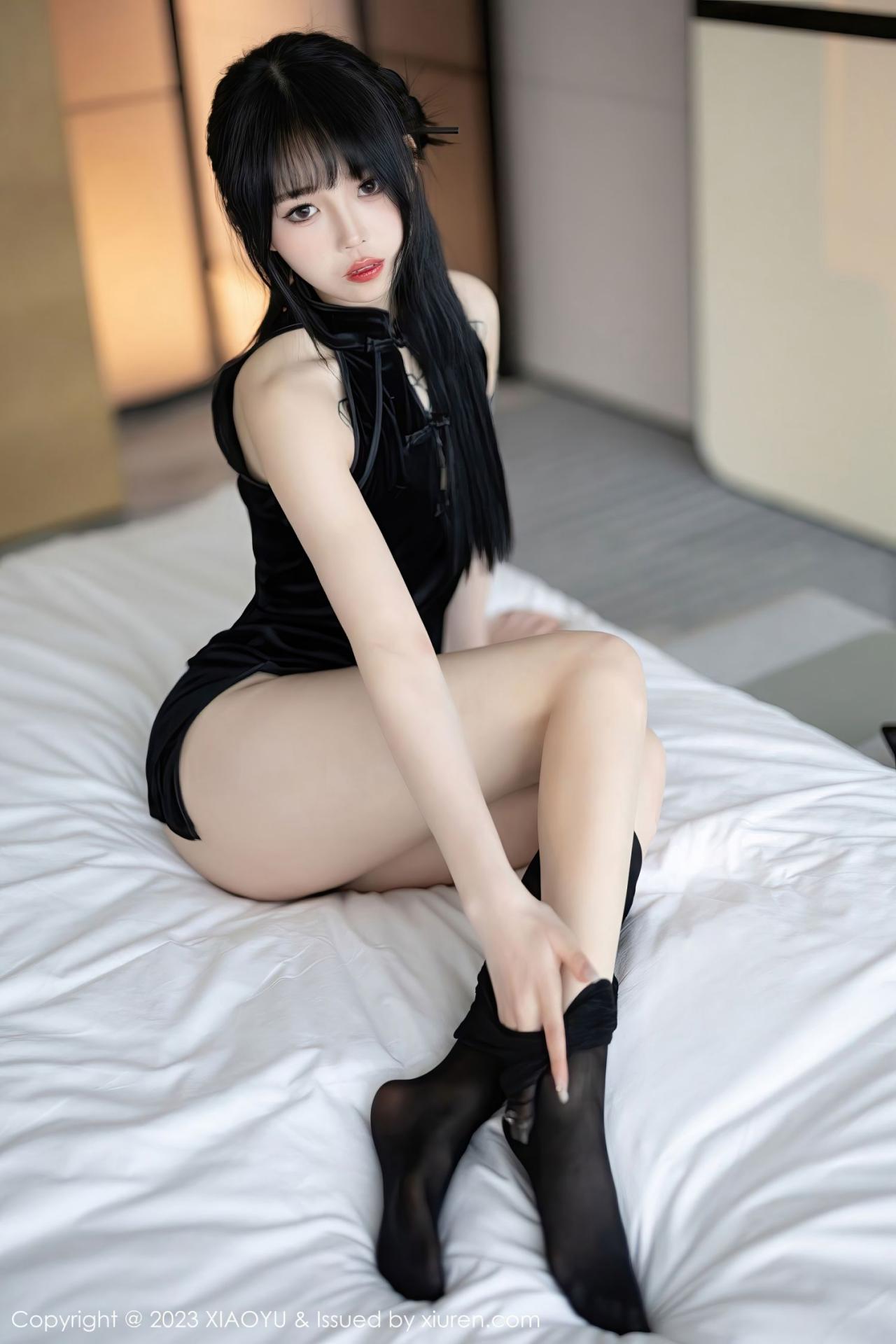 语画界 Vol.1030 奶瓶
