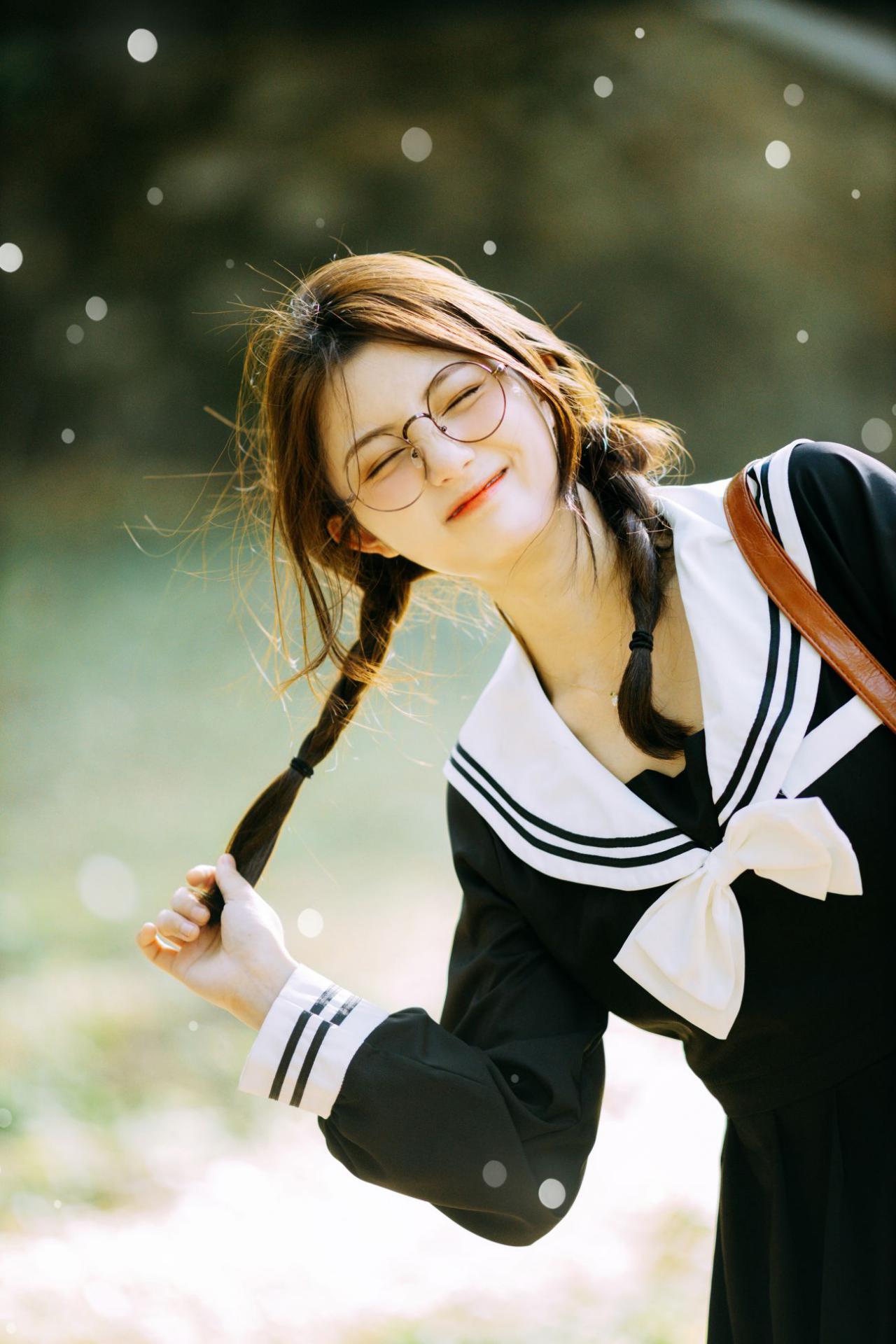 YITUYU艺图语模特唯美写真2021.11.22期JK女孩黎美汐 (3)
