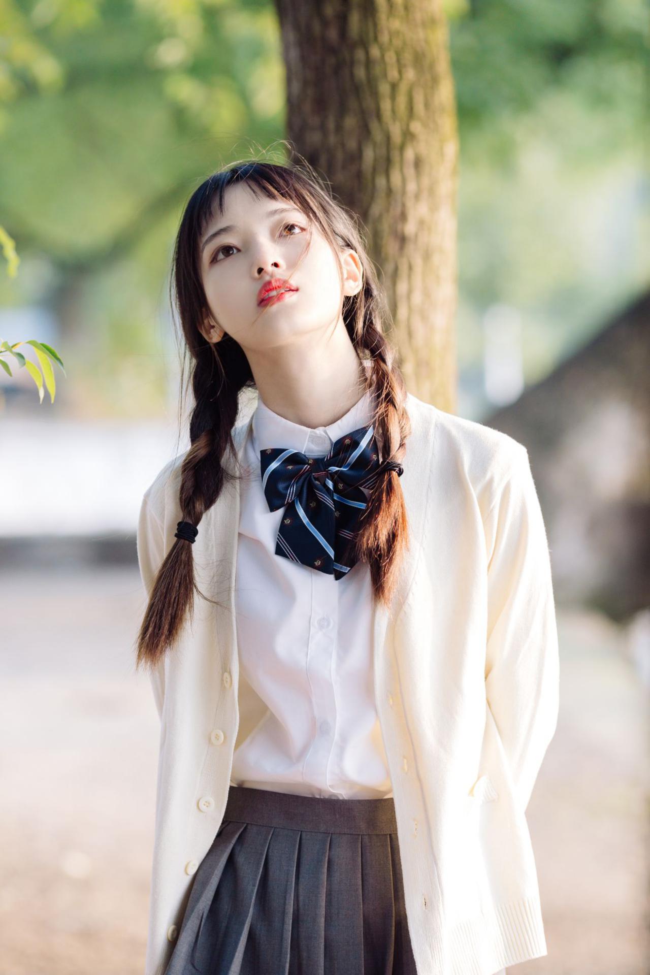 YITUYU艺图语模特唯美写真2021.12.27期春日暖阳 一鸭咿呀哟 (5)