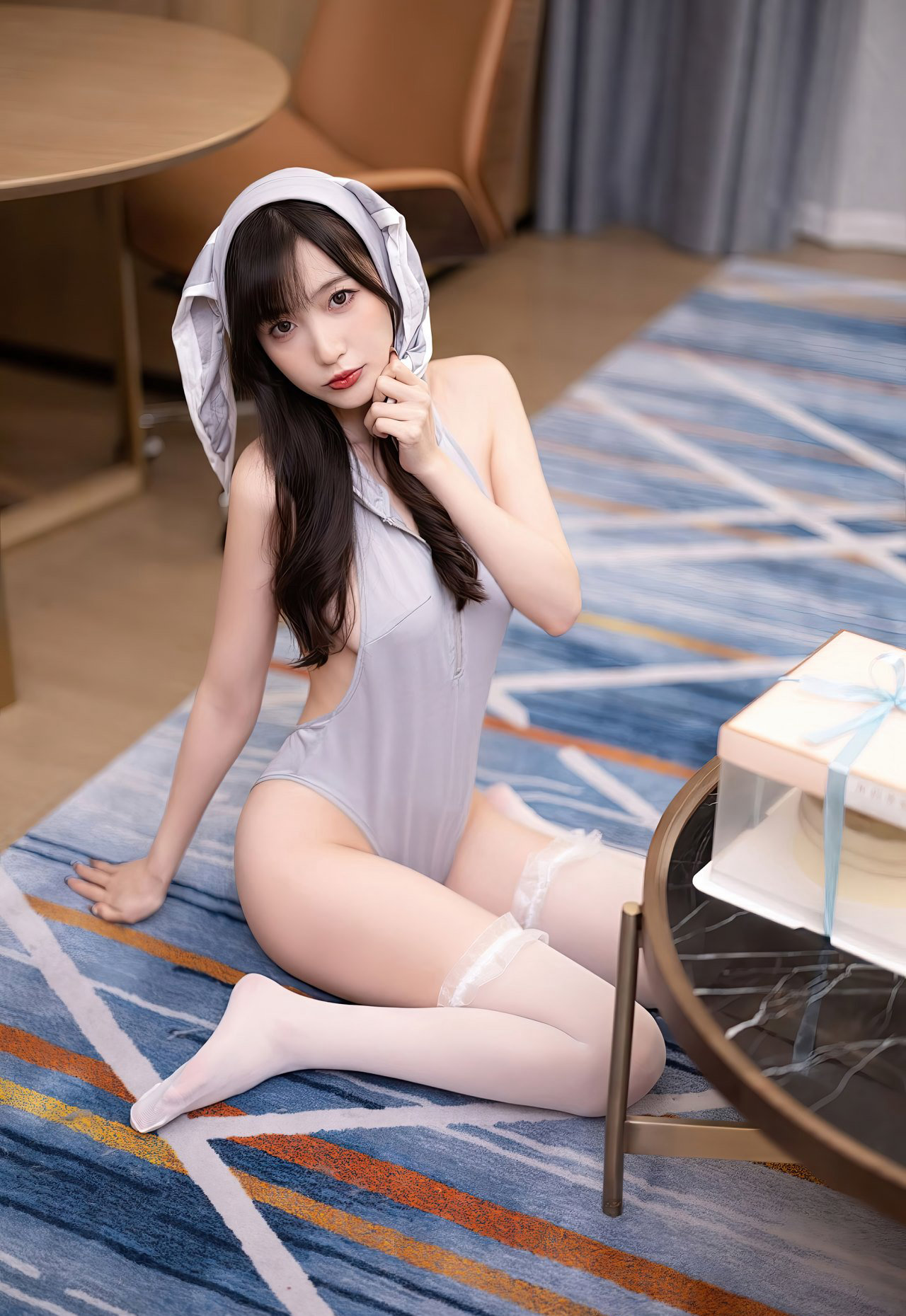 白丝美腿妹子家居性感睡衣写真美女翘臀尤物销魂图片m