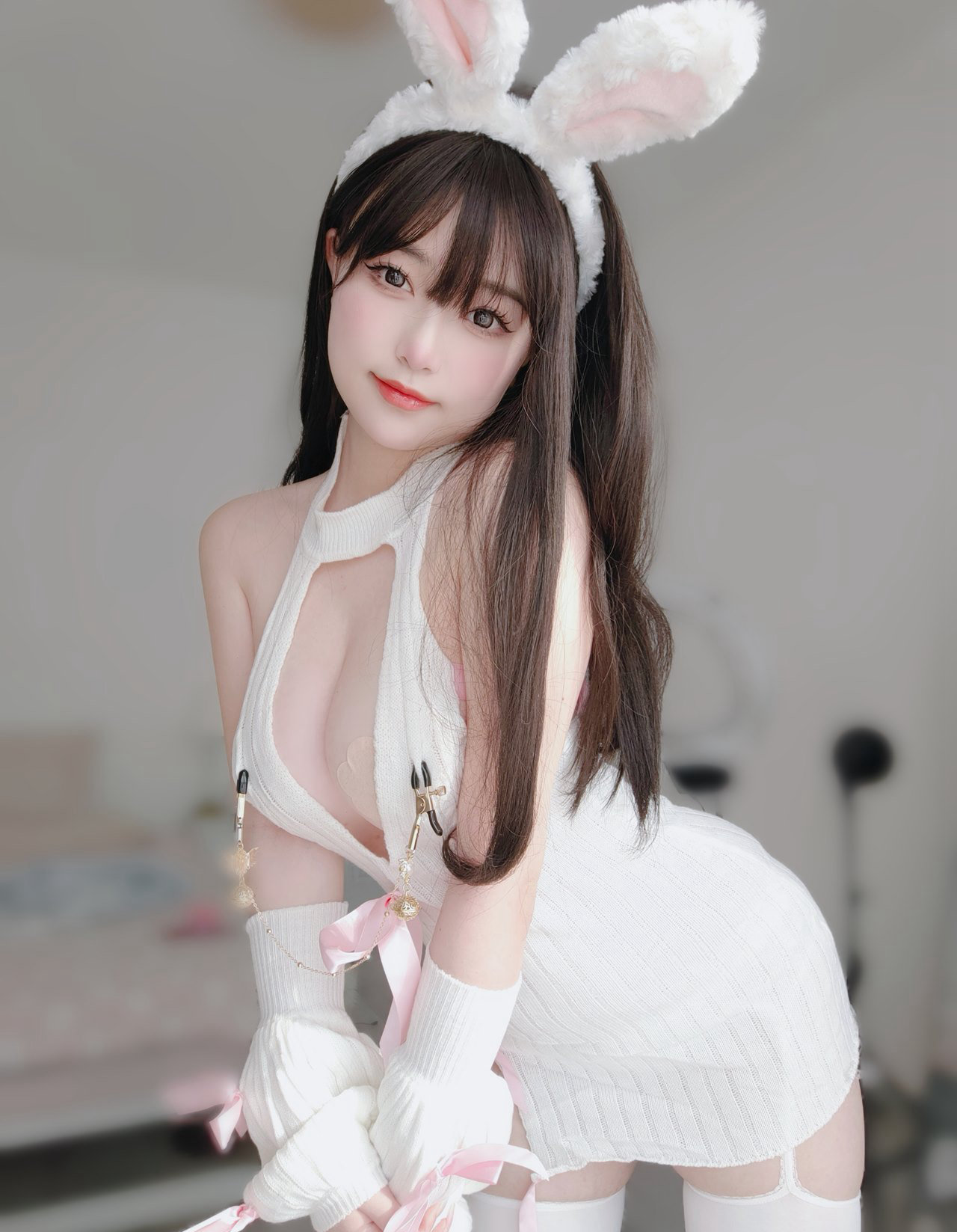 白丝丰满赤身裸体美女图片写真簿美女图片高清性感风骚