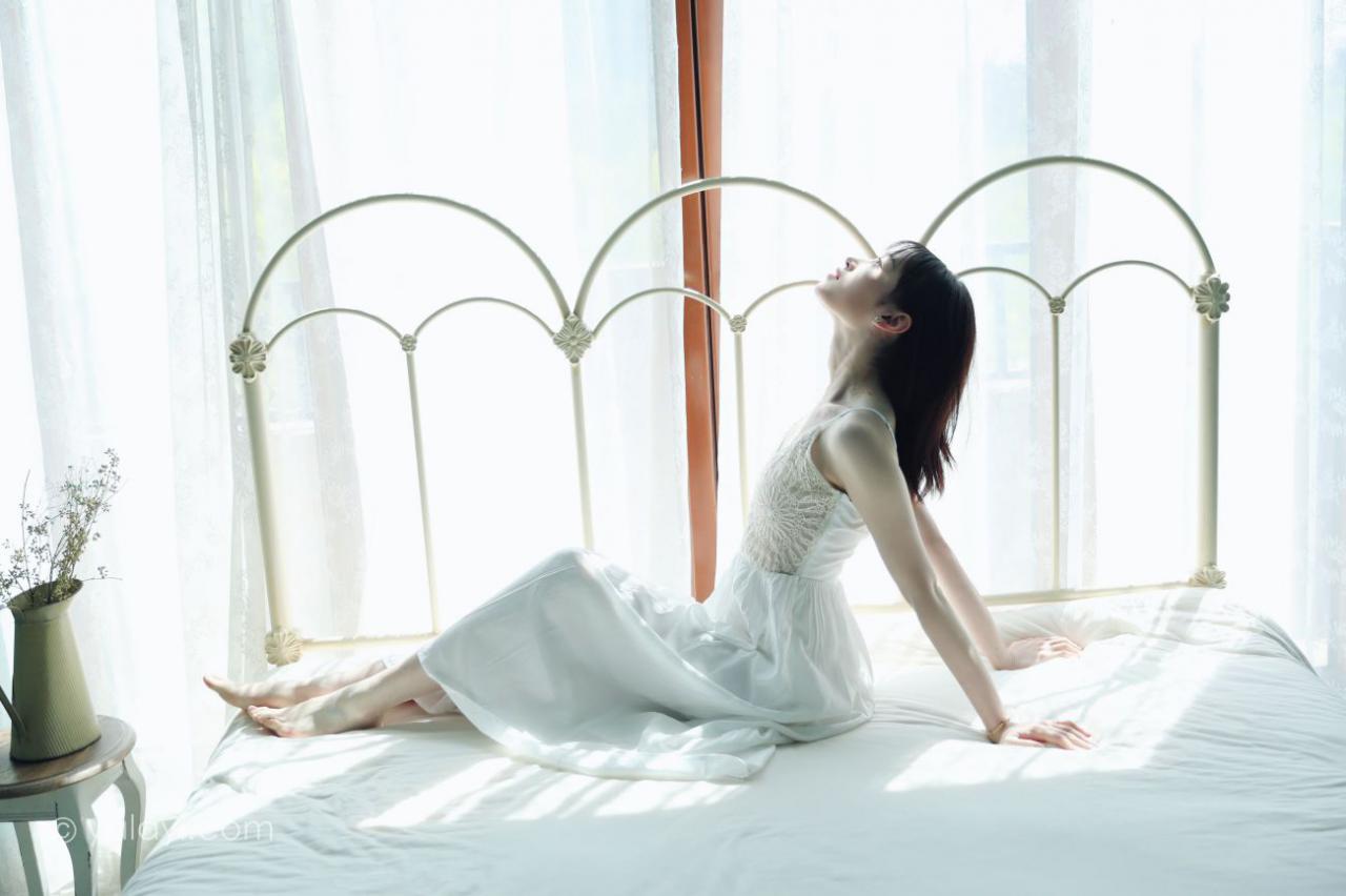 YALAYI雅拉伊唯美清纯美女写真第No.953期唤 京京 (23)