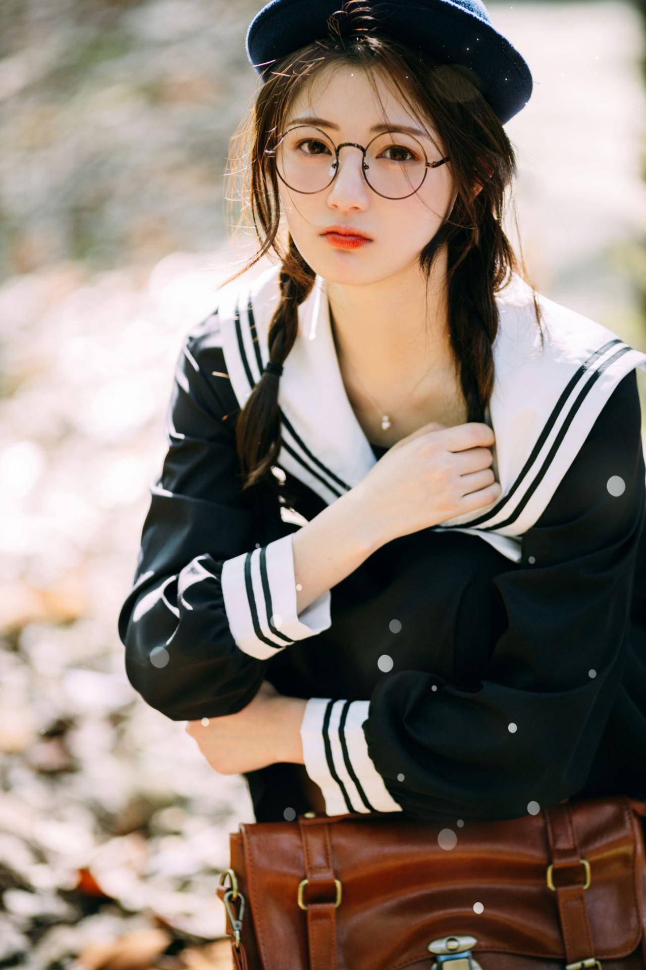 YITUYU艺图语模特唯美写真2021.11.22期JK女孩黎美汐 (24)