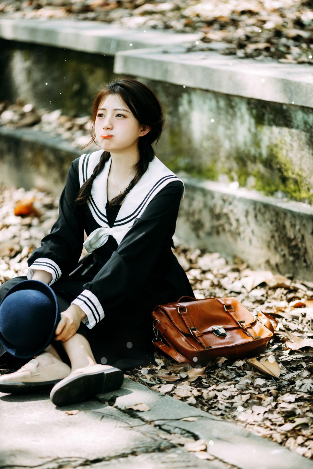 YITUYU艺图语模特唯美写真2021.11.22期JK女孩黎美汐 (36)