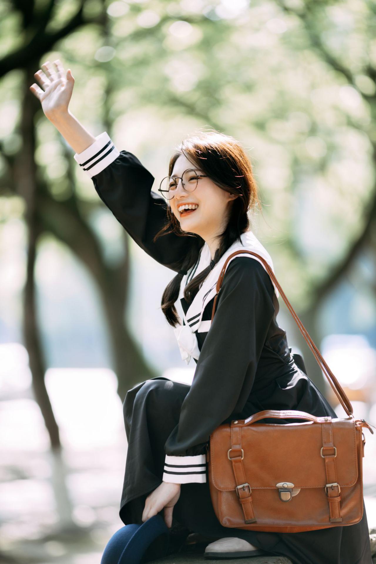 YITUYU艺图语模特唯美写真2021.11.22期JK女孩黎美汐 (18)