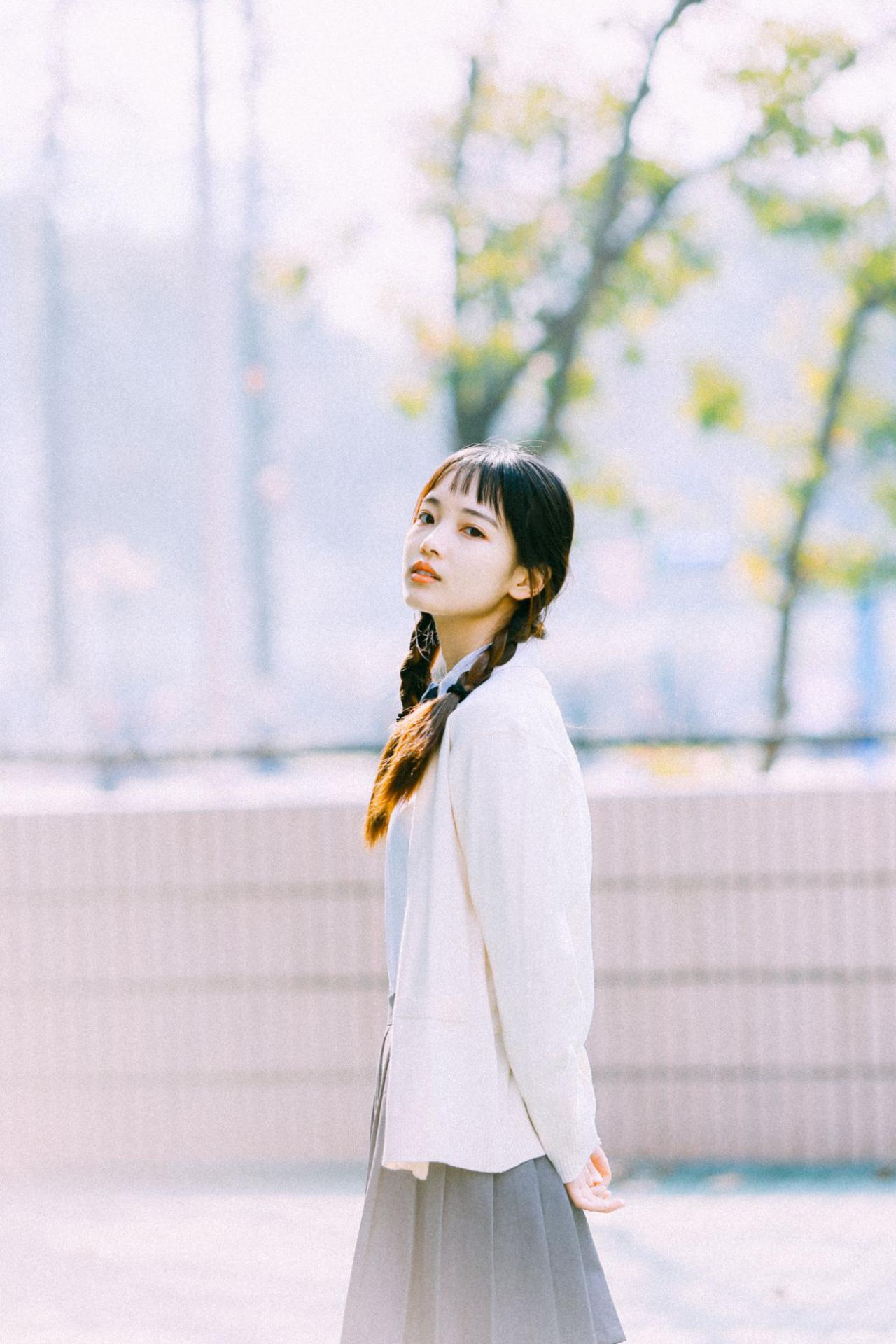 YITUYU艺图语模特唯美写真2021.12.27期春日暖阳 一鸭咿呀哟 (28)