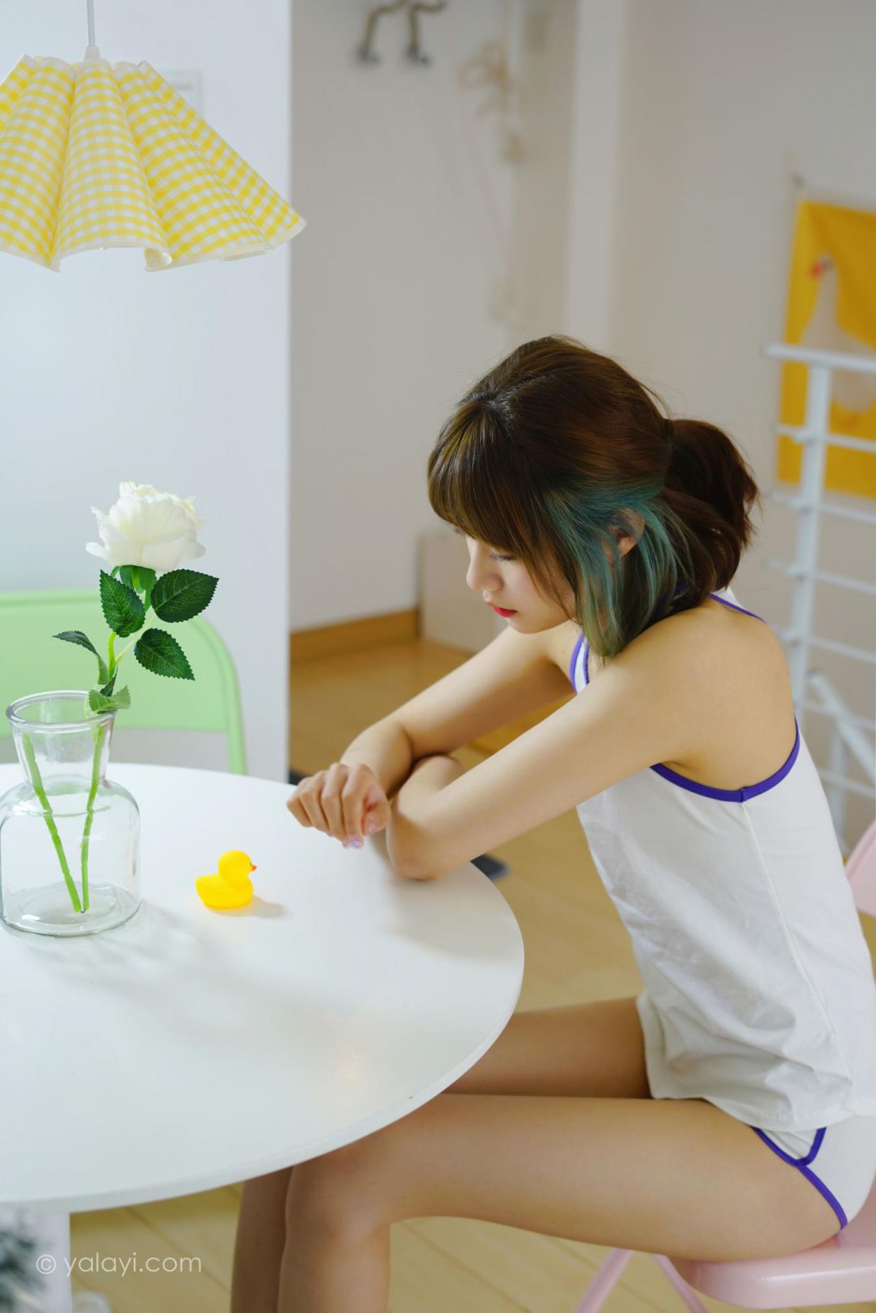 YALAYI雅拉伊唯美清纯美女写真第No.910期一个人独处兰子 (22)
