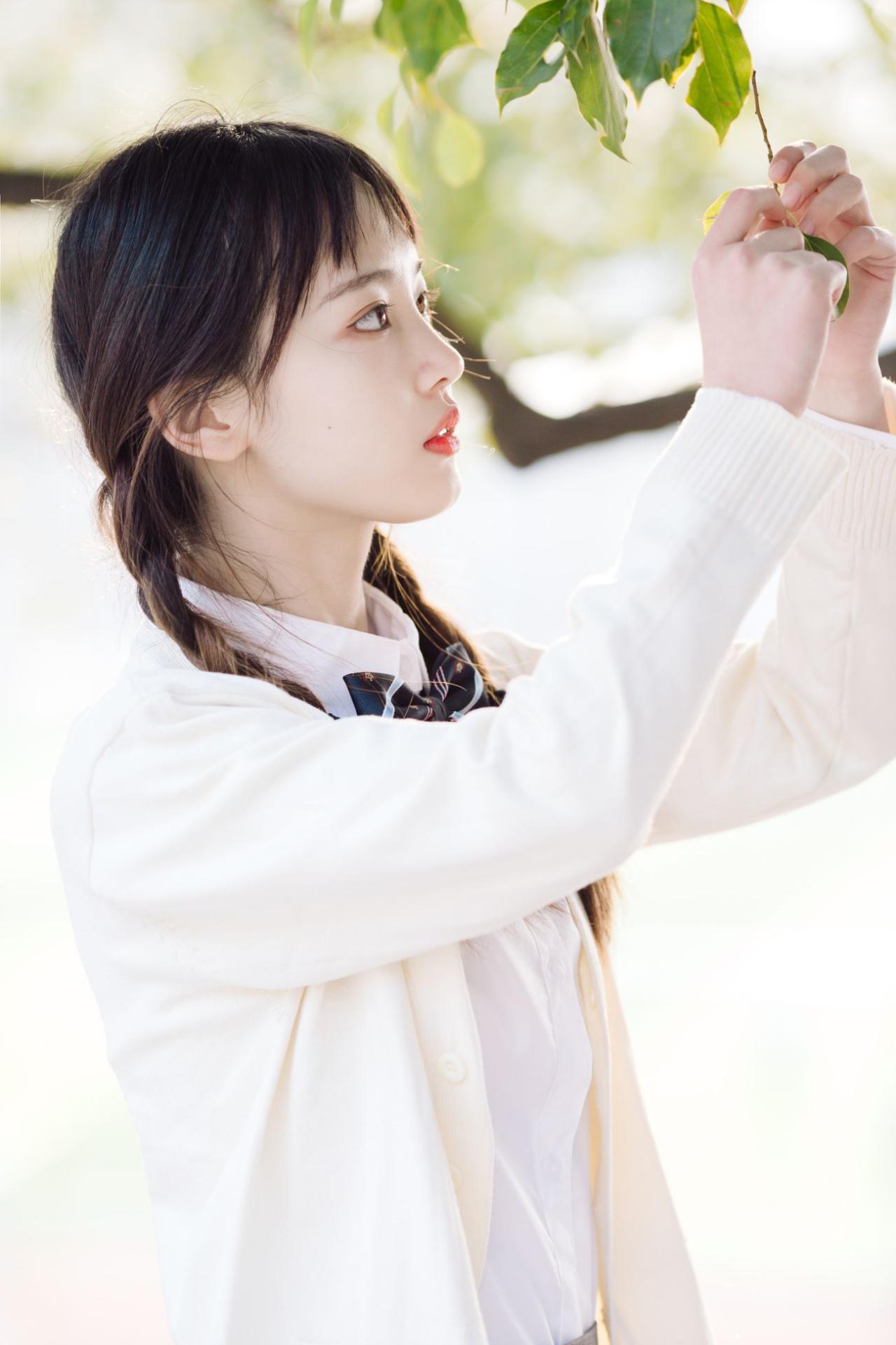 YITUYU艺图语模特唯美写真2021.12.27期春日暖阳 一鸭咿呀哟 (35)